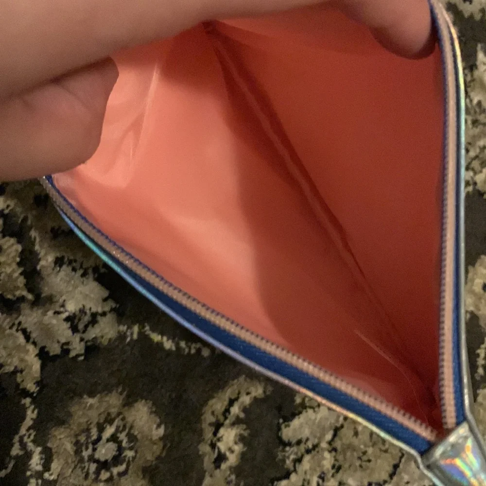 🌻 HOST PICK 🌻 ⛱  Ipsy Umbrella Patterned Makeup Bag ⛱ - Picture 5 of 5